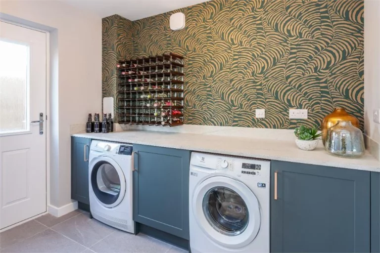 Image carousel 3015186 1774318006