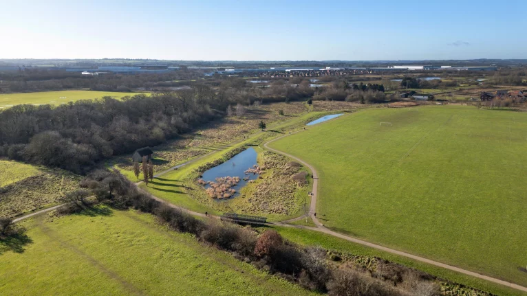 Image carousel 3274516 1748570460