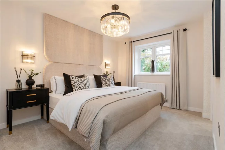 Image carousel 3319781 1764209876