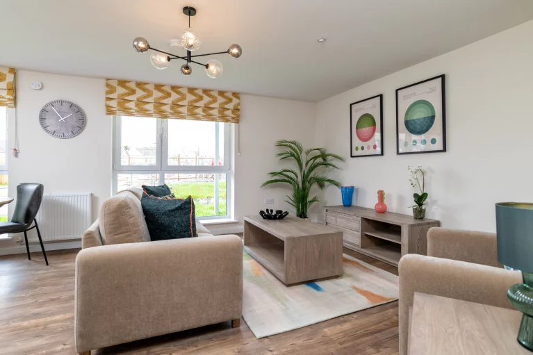 Image carousel 3323706 1752113012