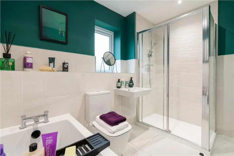 Image carousel 3326706 1764209879