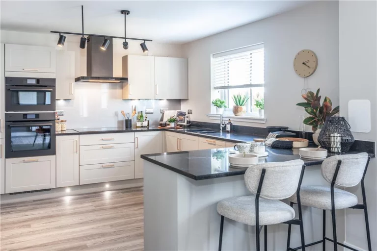 Image carousel 3458886 1774317703