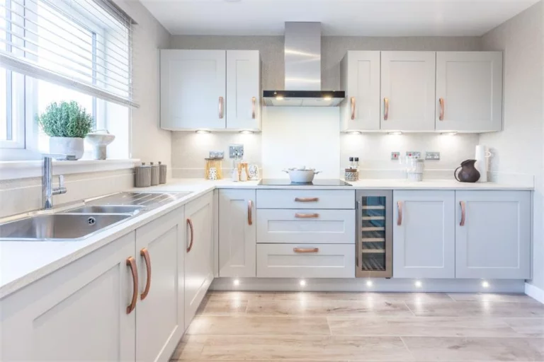 Image carousel 3476996 1761444374