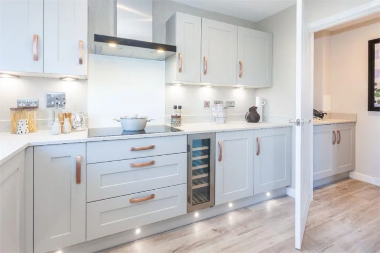 Image carousel 3477026 1761444375