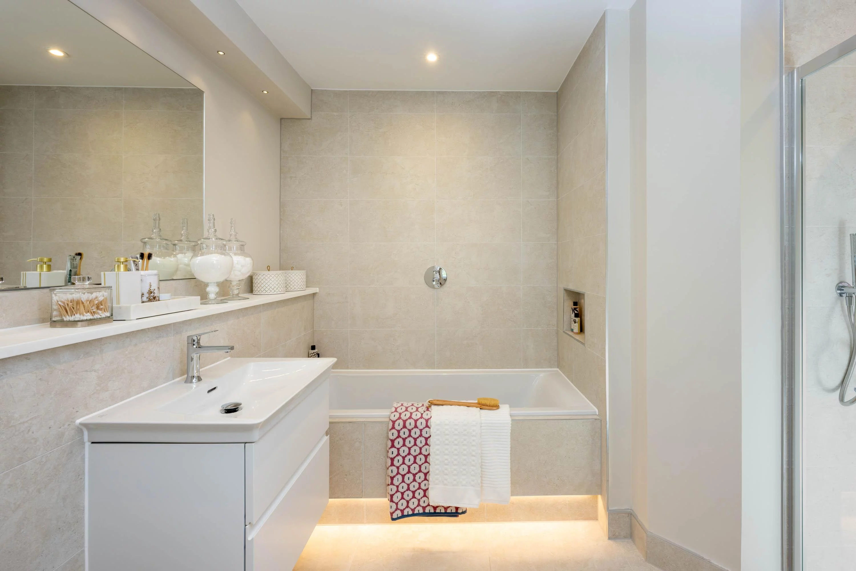 Image carousel 3477976 1769607652