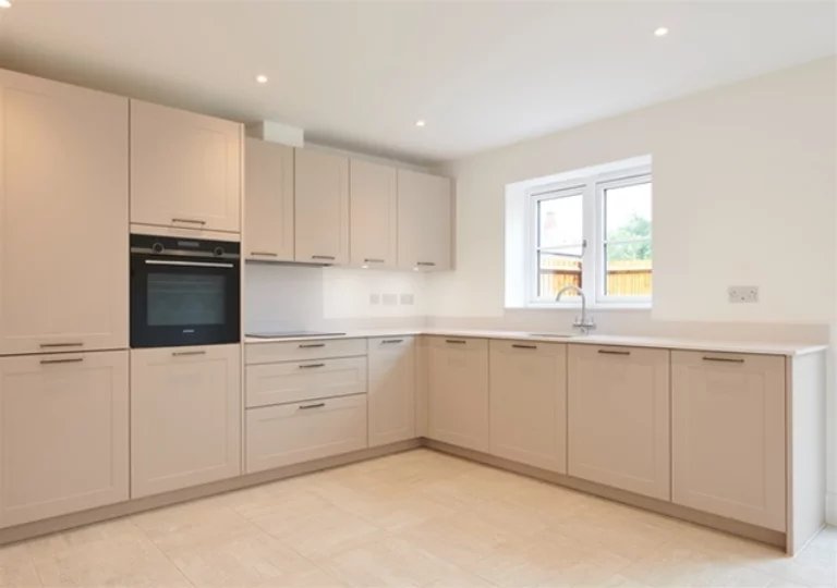 Image carousel 3491406 1760897037