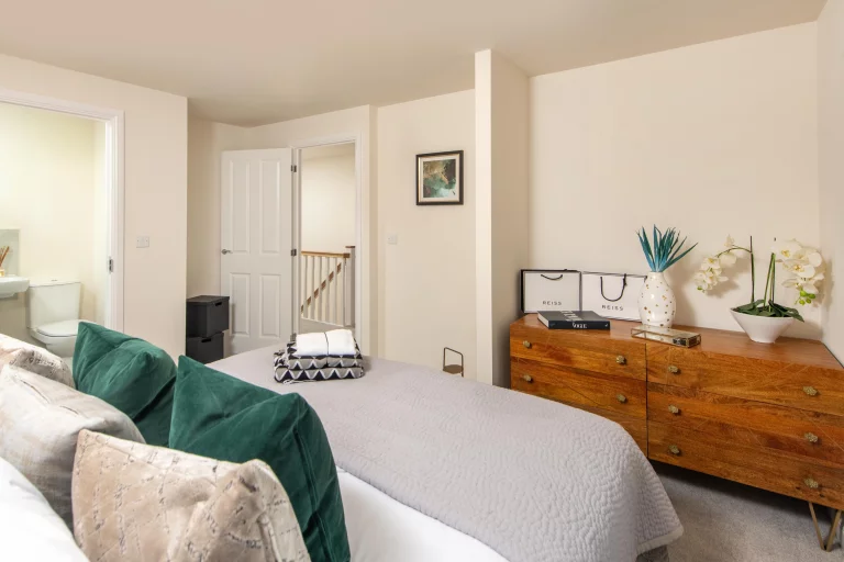 Image carousel 3492646 1761188627