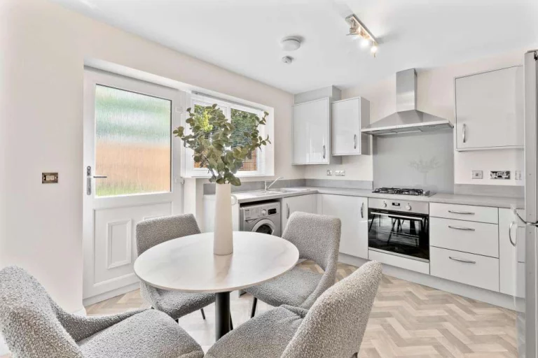 Image carousel 3493001 1761271287