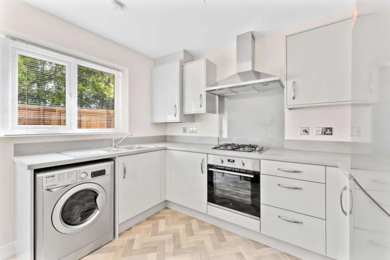 Image carousel 3493051 1761271288