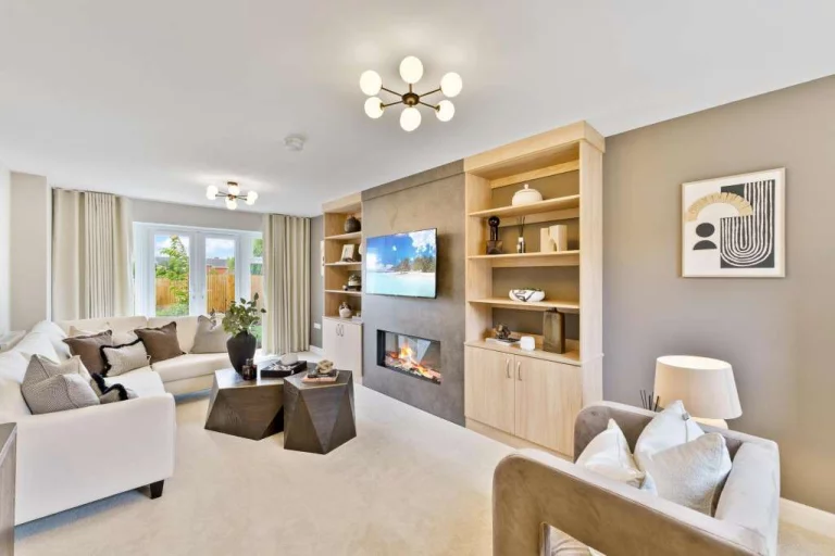 Image carousel 3493151 1761271290