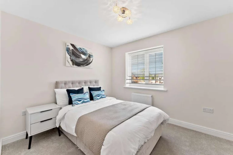 Image carousel 3493306 1761271292