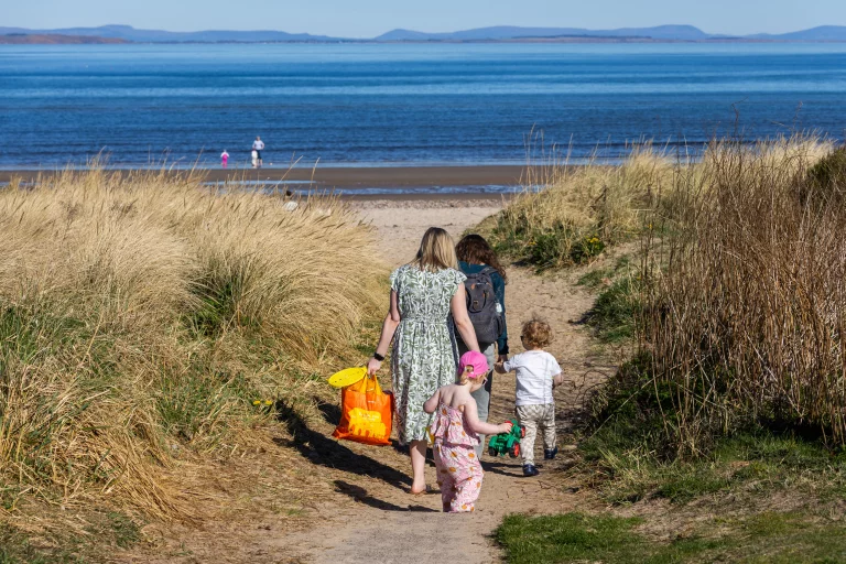 Image carousel 3494581 1761361338