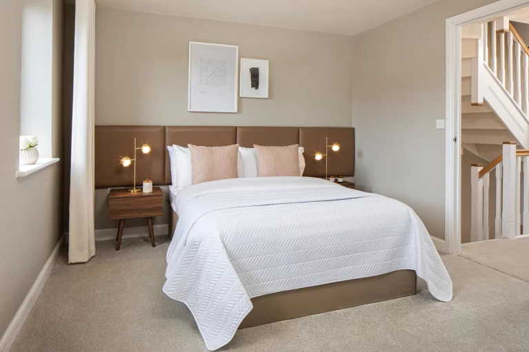 Image carousel 3494696 1761361580