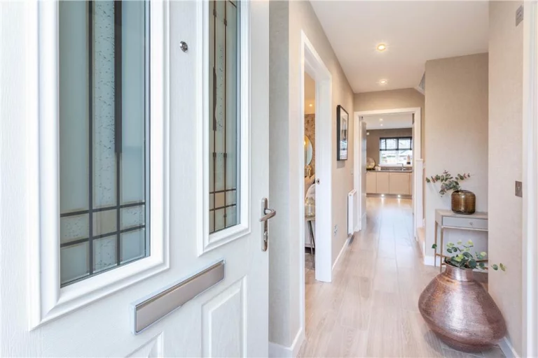 Image carousel 3495191 1761444839