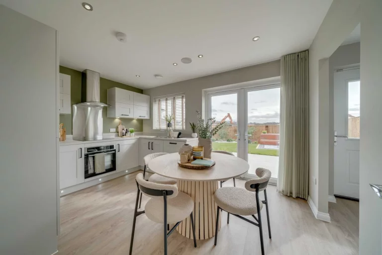 Image carousel 3499876 1762405267