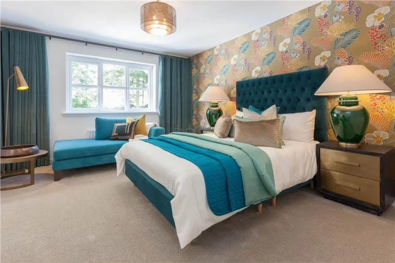 Image carousel 3501336 1762567448