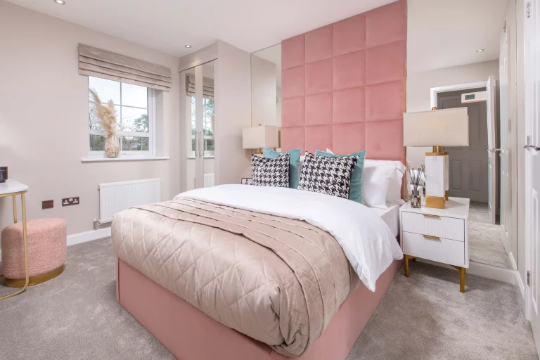 Image carousel 3503436 1763003026