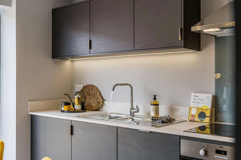 Image carousel 3504661 1763085685