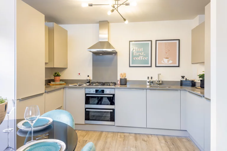 Image carousel 3505596 1763175765