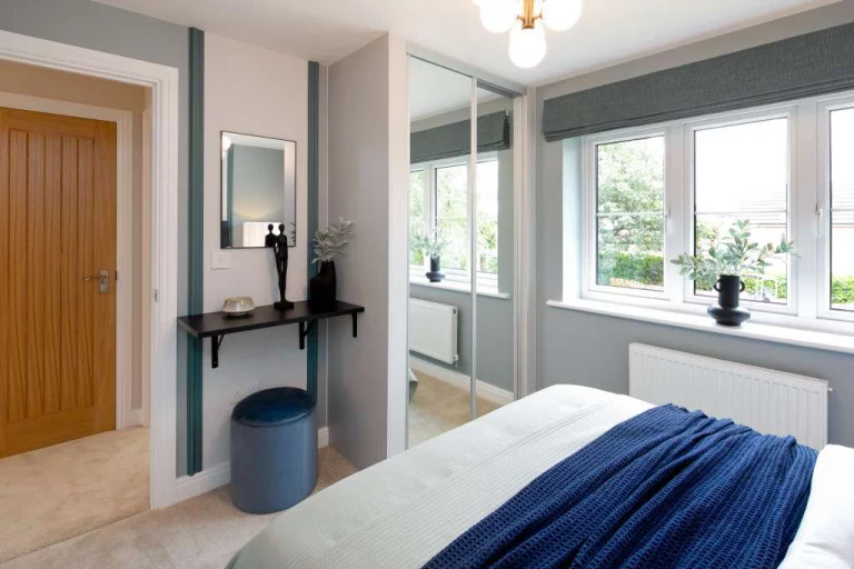 Image carousel 3508336 1763690474