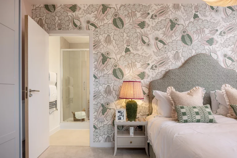 Image carousel 3511666 1764299045