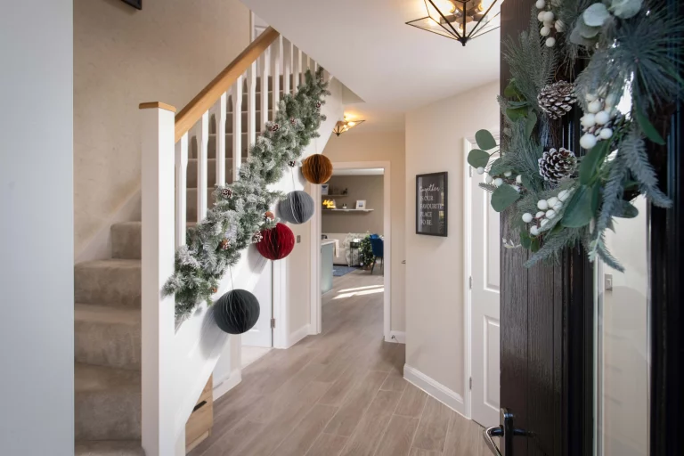 Image carousel 3511856 1764385268