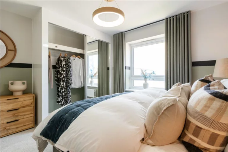 Image carousel 3515016 1765073380