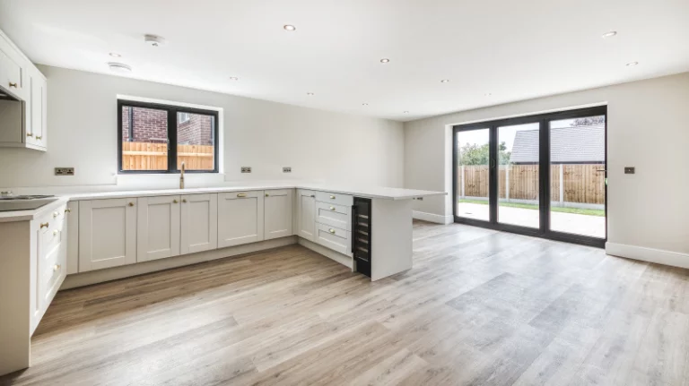 Image carousel 3515271 1765124163