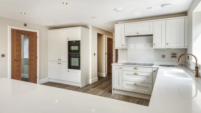 Image carousel 3515276 1765124174