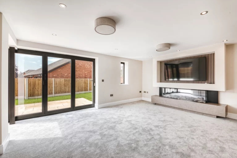 Image carousel 3515296 1765124230