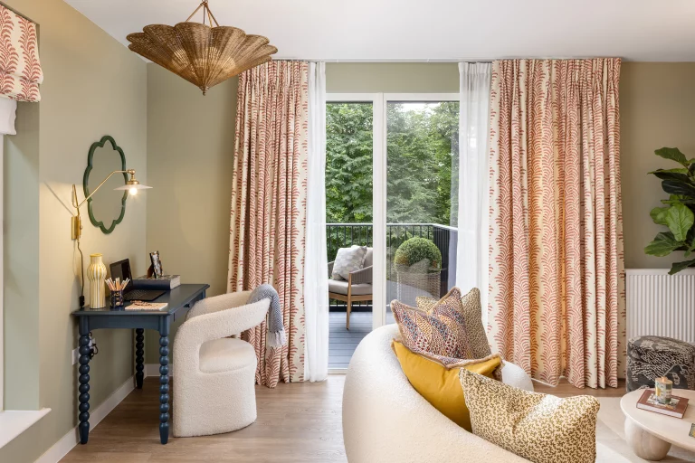 Image carousel 3515896 1765249436