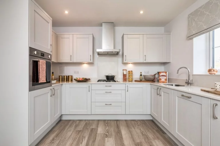 Image carousel 3515966 1765332070