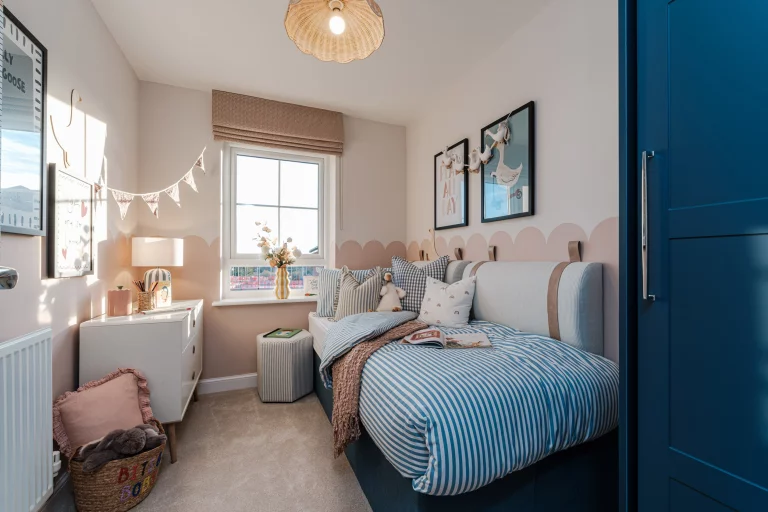 Image carousel 3516301 1765335818