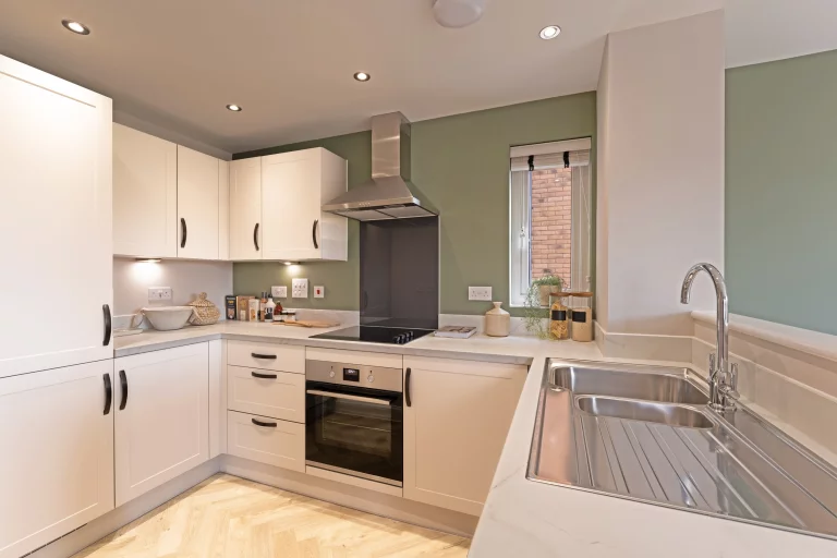 Image carousel 3516746 1765422114