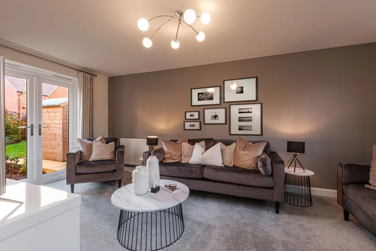 Image carousel 3516821 1765422241