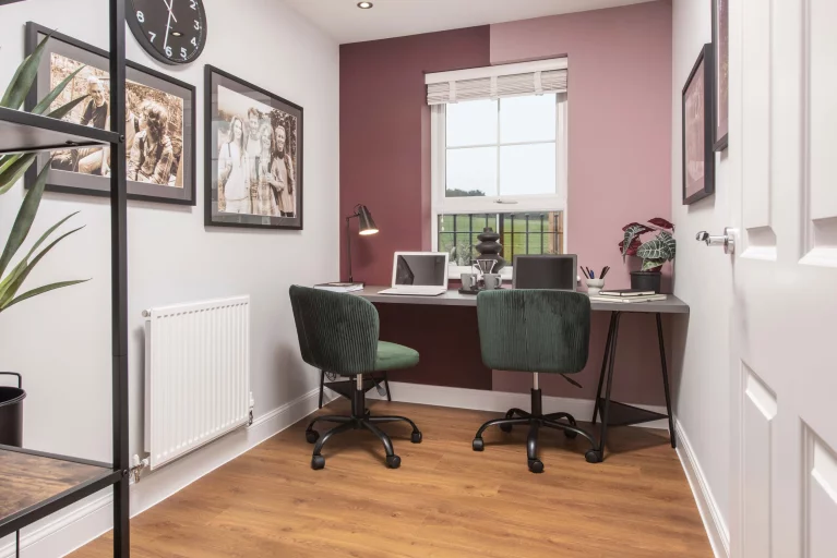 Image carousel 3517471 1765594932