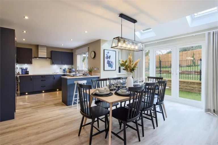 Image carousel 3517656 1765765334