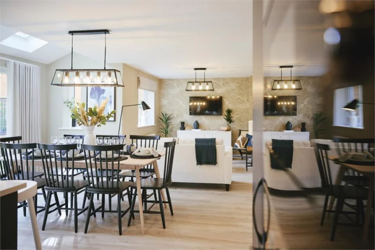 Image carousel 3517661 1765765334