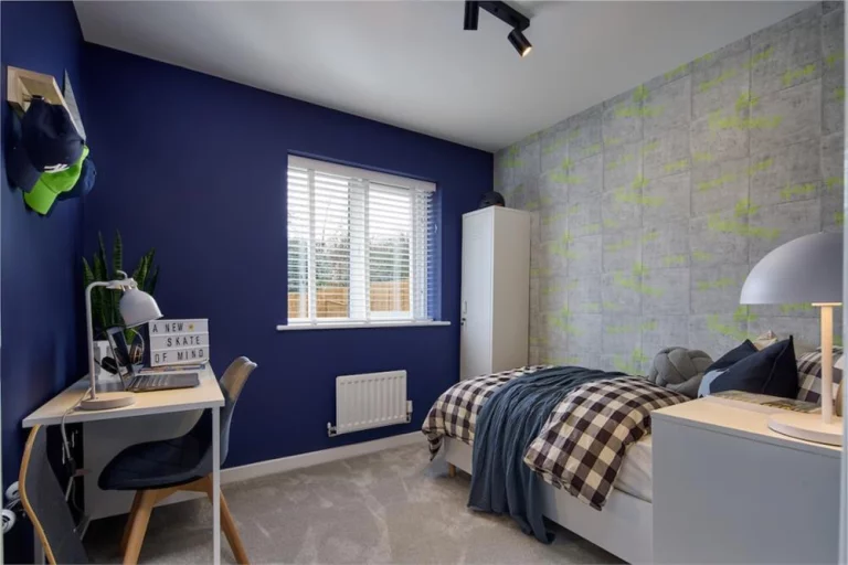 Image carousel 3517716 1765765342