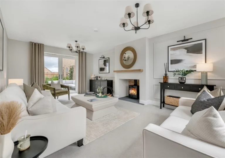 Image carousel 3517746 1765792463