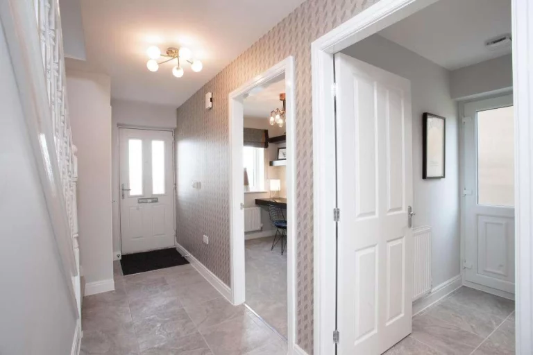 Image carousel 3517886 1765850499