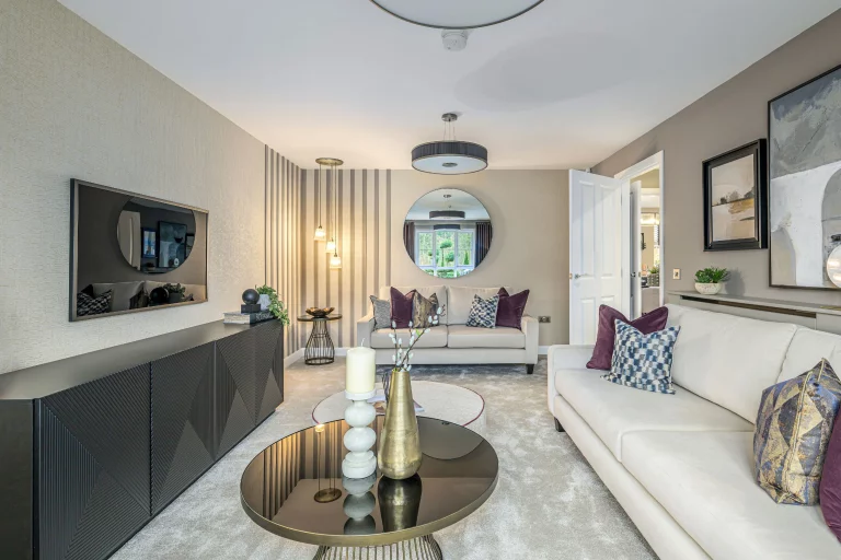 Image carousel 3518556 1765940618