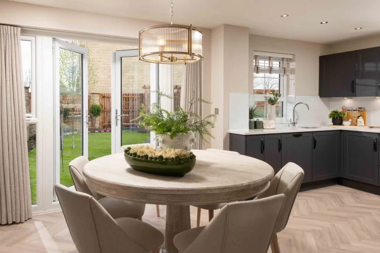 Image carousel 3518896 1766027021