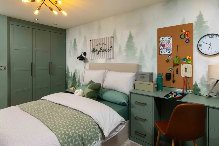 Image carousel 3518921 1766027023