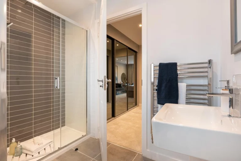 Image carousel 3526701 1768270149