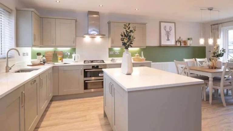 Image carousel 3527206 1768356063