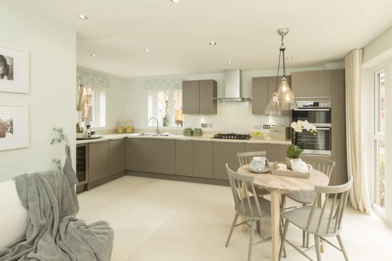 Image carousel 3532441 1768878177