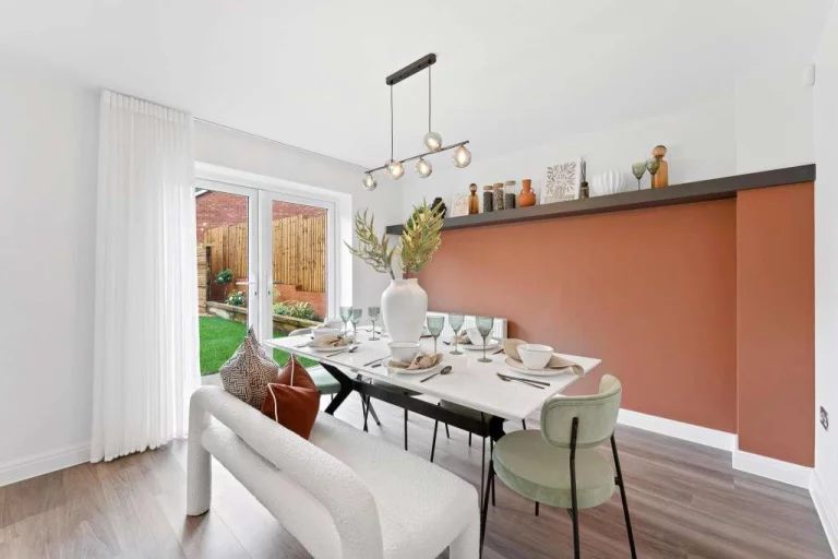 Image carousel 3542296 1770343297