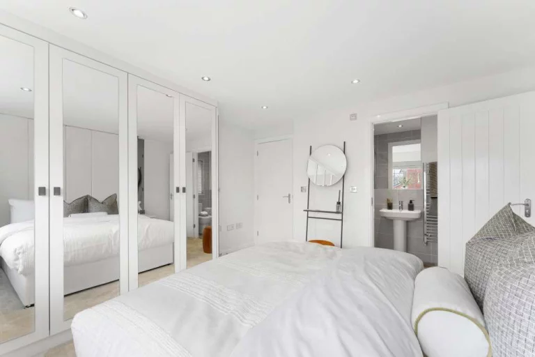 Image carousel 3542356 1770343299