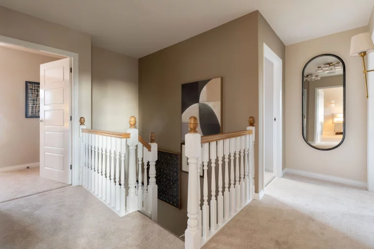 Image carousel 3542716 1770354066